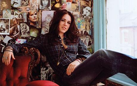 Sandi Thom releases ‘Earthquake’ 27/11/15