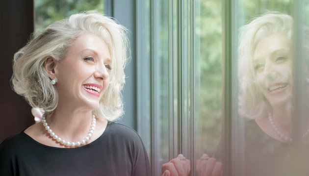 Jennifer Saran Releases New Single and Video “Rise Up Time”