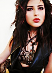 Reviews roundup – Midori vs. Robert J Hunter vs. Ron Pope vs. Greg Lake & Geoff Downes vs.&nbsp;Wigelius