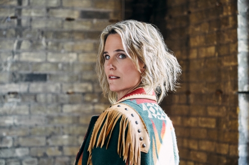 Lynne Hanson will release her seventh studio album, “Just&nbsp;Words”